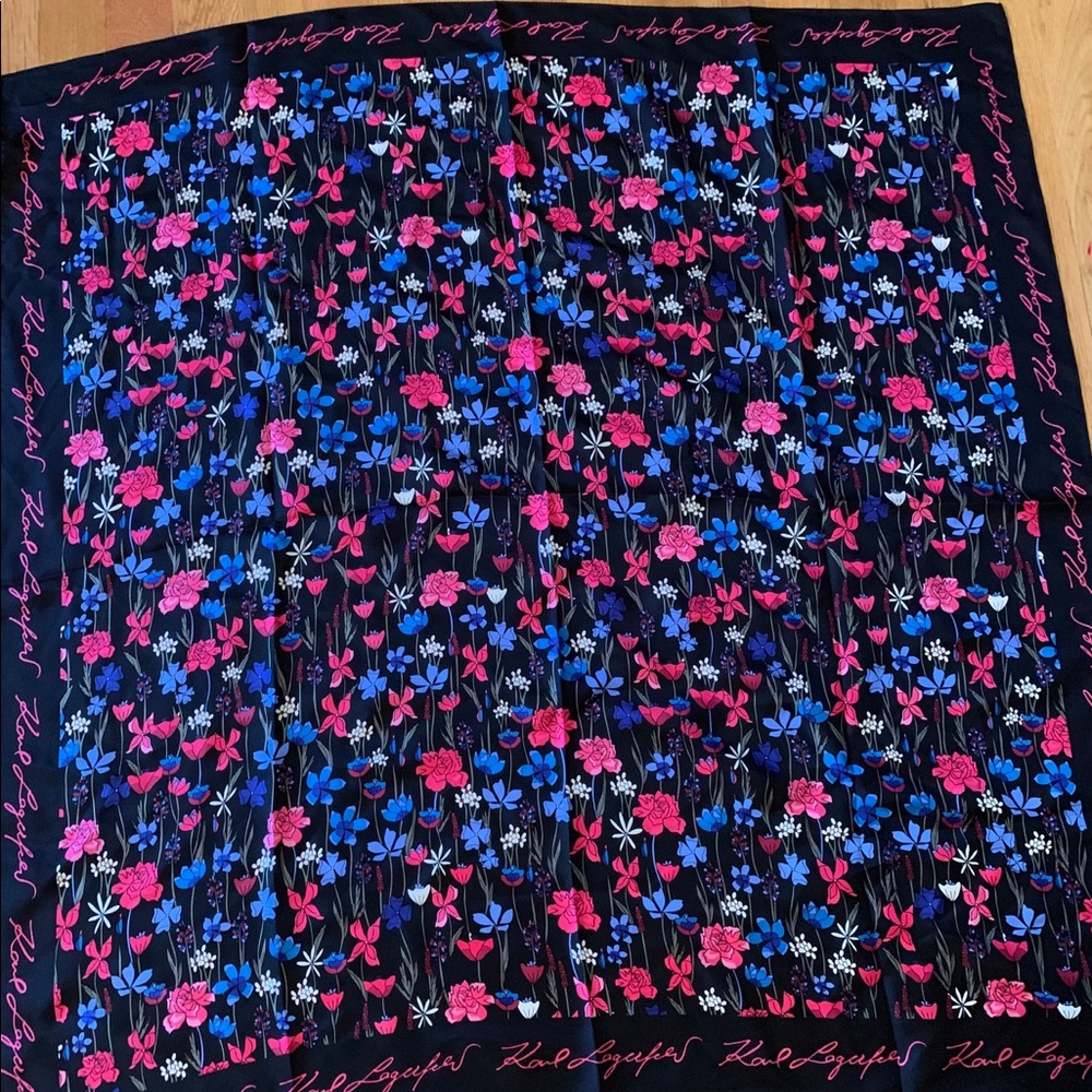 Karl Lagerfeld Paris Printed Silk Scarve